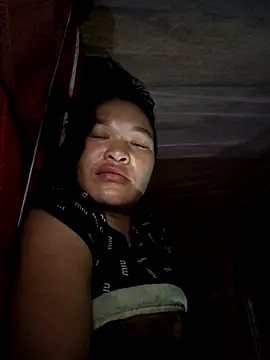 Snapshot of chipu06 chatting on 10.29.25 chipu06 online show from 10.29.25