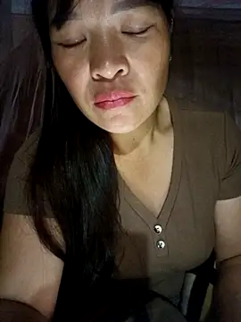 Snapshot of chipu06 chatting on 11.16.25 chipu06 online show from 11.16.25