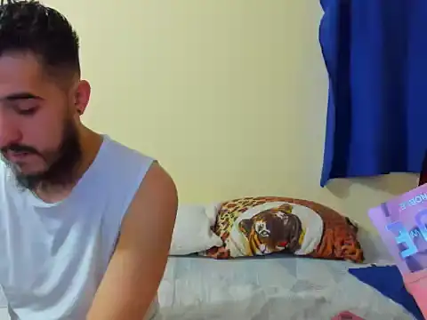 Snapshot of astredad2025 chatting on 11.11.25 astredad2025 online show from 11.11.25