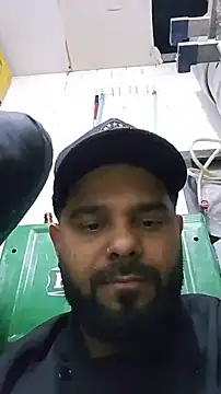 Snapshot of Sfdocom chatting on 11.13.25 Sfdocom online show from 11.13.25