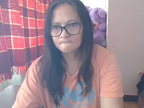 Kinkybela2025 online show from 03.29.26