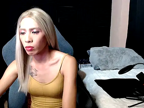 VictoriaAsianMistress online show from 04.06.26