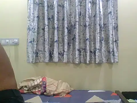 Snapshot of gentelmen_4 chatting on 11.18.25 gentelmen 4 online show from 11.18.25