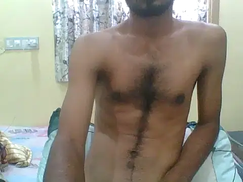 Snapshot of gentelmen_4 chatting on 11.24.25 gentelmen 4 online show from 11.24.25