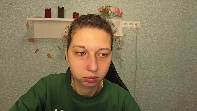 CuteEllii online show from 12.03.25