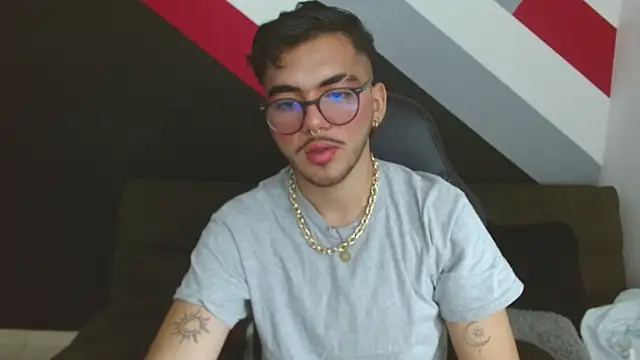 Zac Golden online show from 11.24.25