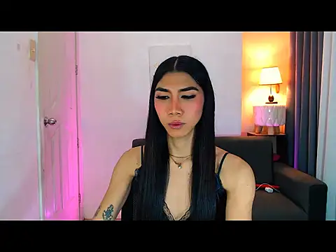 tsgorgeousmargaux online show from 11.26.25