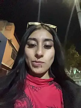 Violeet-Smith online show from 10.29.25