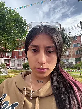 Violeet-Smith online show from 12.02.25