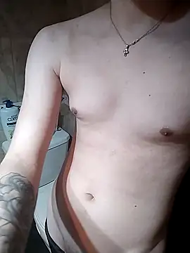 Danii2005 online show from 10.20.25