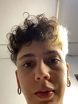 Snapshot of Abby_Evanns1 chatting on 11.21.25 Abby Evanns1 online show from 11.21.25