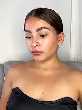 Talia Bonet online show from 10.22.25