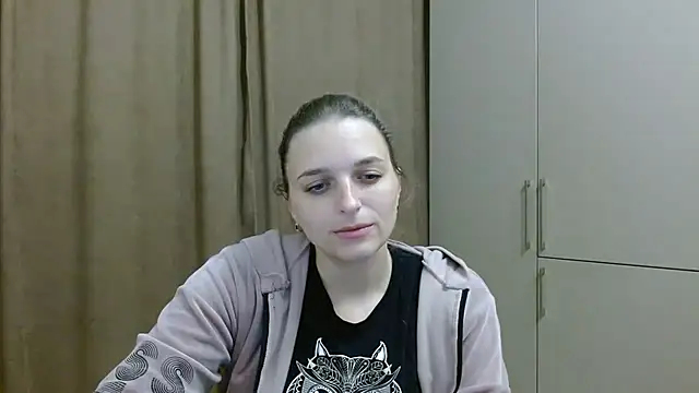 ElisSky301 online show from 10.22.25