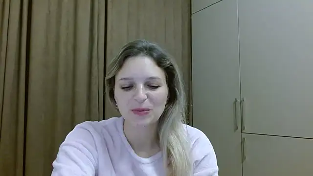 ElisSky301 online show from 11.10.25