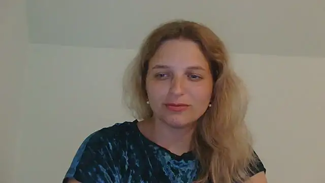 Snapshot of ElisSky301 chatting on 06.01.26 ElisSky301 online show from 06.01.26