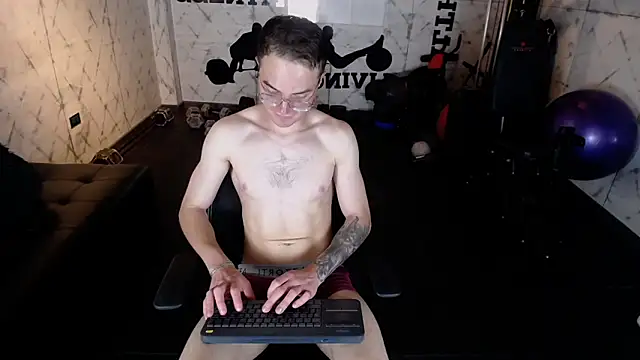 Lil James online show from 12.15.25