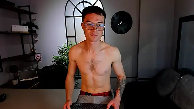 Lil James online show from 01.05.26