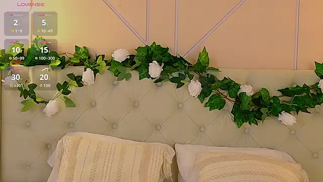 Snapshot of KoriPaul chatting on 04.15.26 KoriPaul online show from 04.15.26