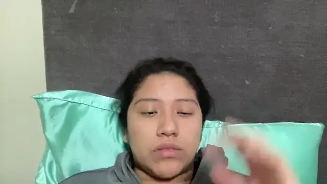 Kmiii21 online show from 10.22.25