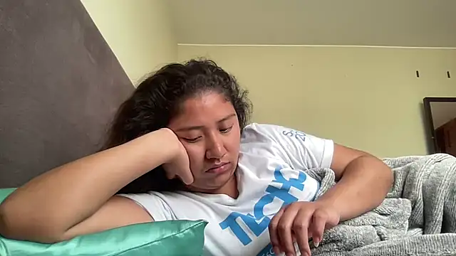 Kmiii21 online show from 11.05.25