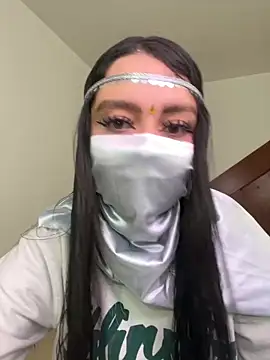 Selena Roa online show from 12.02.25