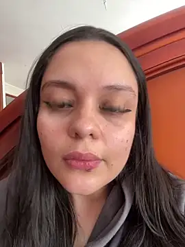 Selena Roa online show from 04.01.26