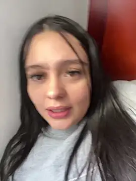 Selena Roa online show from 04.14.26