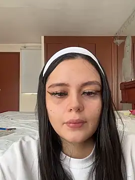 Snapshot of Selena_Roa chatting on 06.07.26 Selena Roa online show from 06.07.26