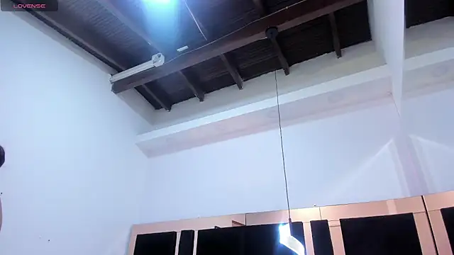 mirandaduboiss online show from 02.25.26