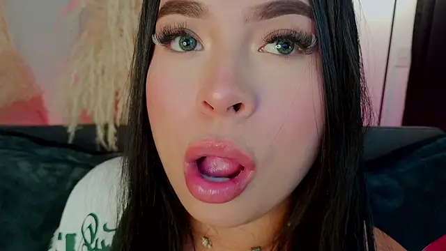 mia roux1 online show from 01.13.26