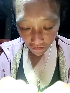 Snapshot of Phantamay chatting on 10.23.25 Phantamay online show from 10.23.25