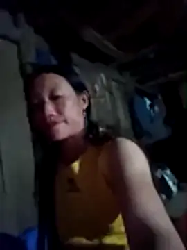 Snapshot of Phantamay chatting on 10.30.25 Phantamay online show from 10.30.25