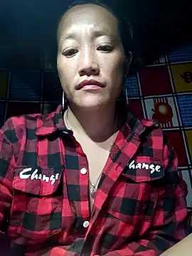 Snapshot of Phantamay chatting on 11.09.25 Phantamay online show from 11.09.25