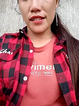 Snapshot of Phantamay chatting on 11.10.25 Phantamay online show from 11.10.25