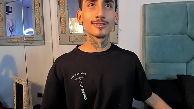 Mr Strike online show from 11.07.25