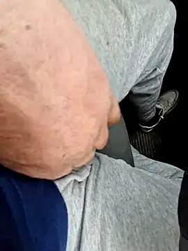 Snapshot of Djemi_7 chatting on 02.12.26 Djemi 7 online show from 02.12.26