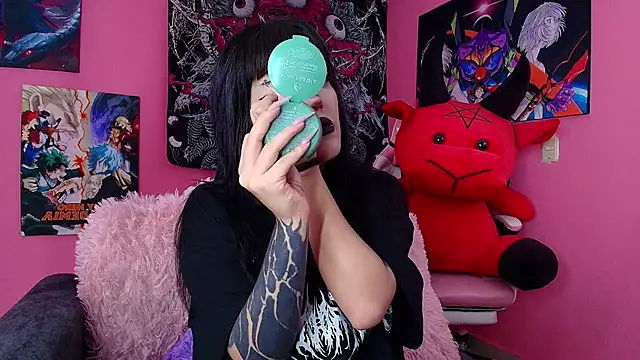 Snapshot of GothGaby chatting on 12.18.25 GothGaby online show from 12.18.25