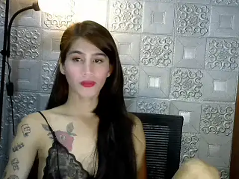 KeraMitenaa online show from 02.17.26