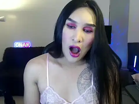 KeraMitenaa online show from 05.12.26