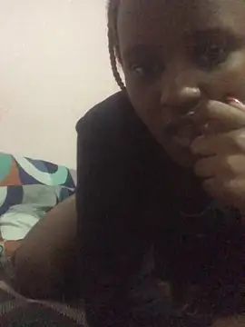 Snapshot of yummy-caramel chatting on 10.29.25 yummy-caramel online show from 10.29.25