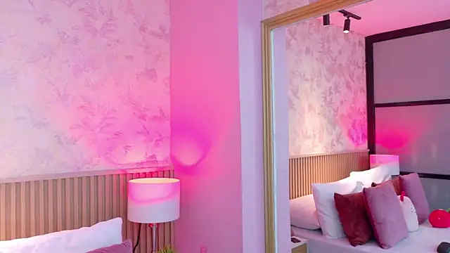 AdelineJhones online show from 02.10.26