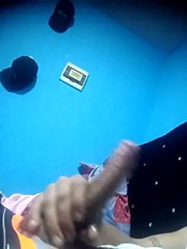 Snapshot of Scorpion05_ chatting on 12.05.25 Scorpion05 online show from 12.05.25