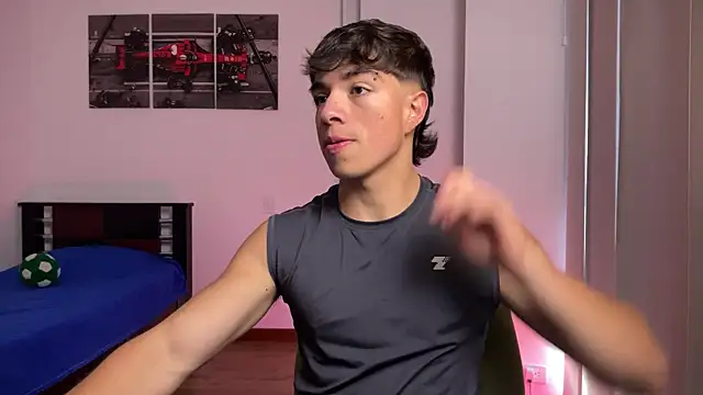 Snapshot of JUSTIN_JHONS chatting on 11.21.25 JUSTIN JHONS online show from 11.21.25