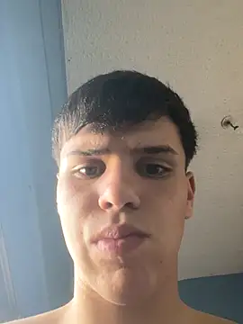 lucaaa 01 online show from 10.23.25