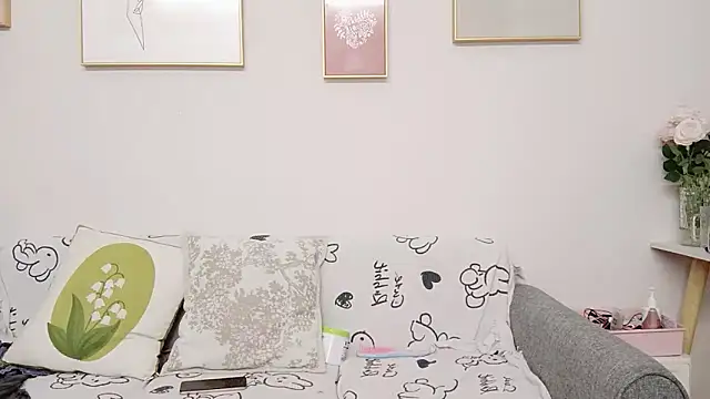 Snapshot of yuyan3929 chatting on 06.19.26 yuyan3929 online show from 06.19.26