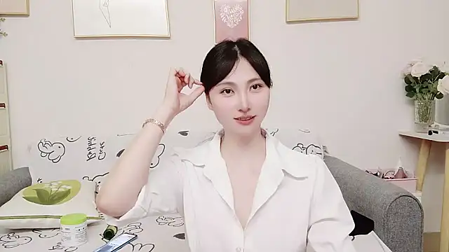 Snapshot of yuyan3929 chatting on 06.21.26 yuyan3929 online show from 06.21.26