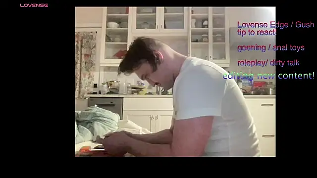 Snapshot of andrenoma427 chatting on 03.14.26 andrenoma427 online show from 03.14.26