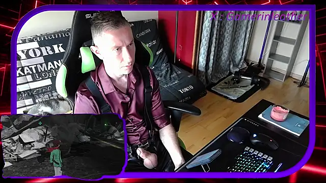 Snapshot of Gamerinleather chatting on 11.02.25 Gamerinleather online show from 11.02.25