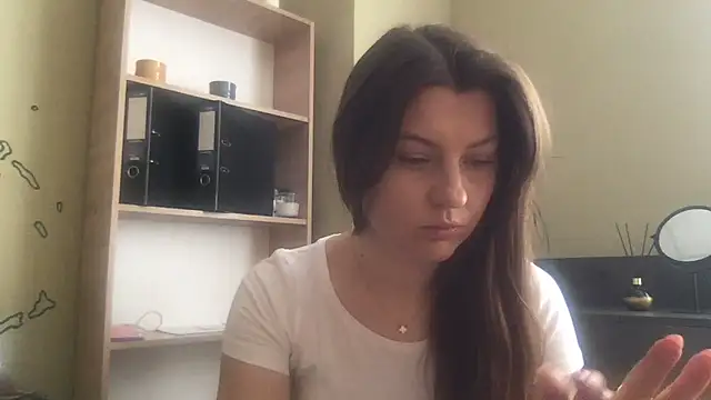 Snapshot of DollyRoma chatting on 11.03.25 DollyRoma online show from 11.03.25