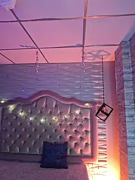 Roxanne Han online show from 02.23.26